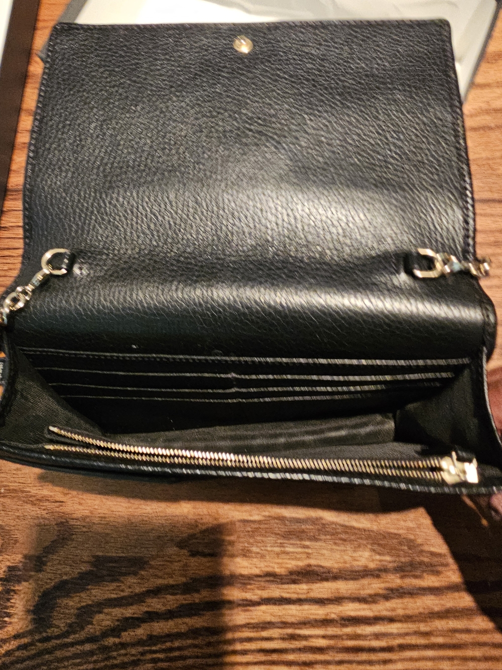 Gucci Black Leather Chain Shoulder Bag - Picture 2 of 6